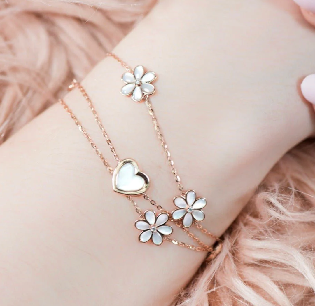 mother of pearl diamond center flower bracelet