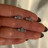 Diamond Three Flower Garland Flat Back Stud