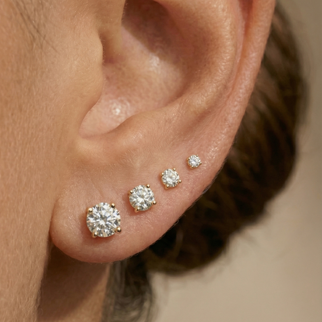 White Gold Diamond Threaded Flat Back Earring