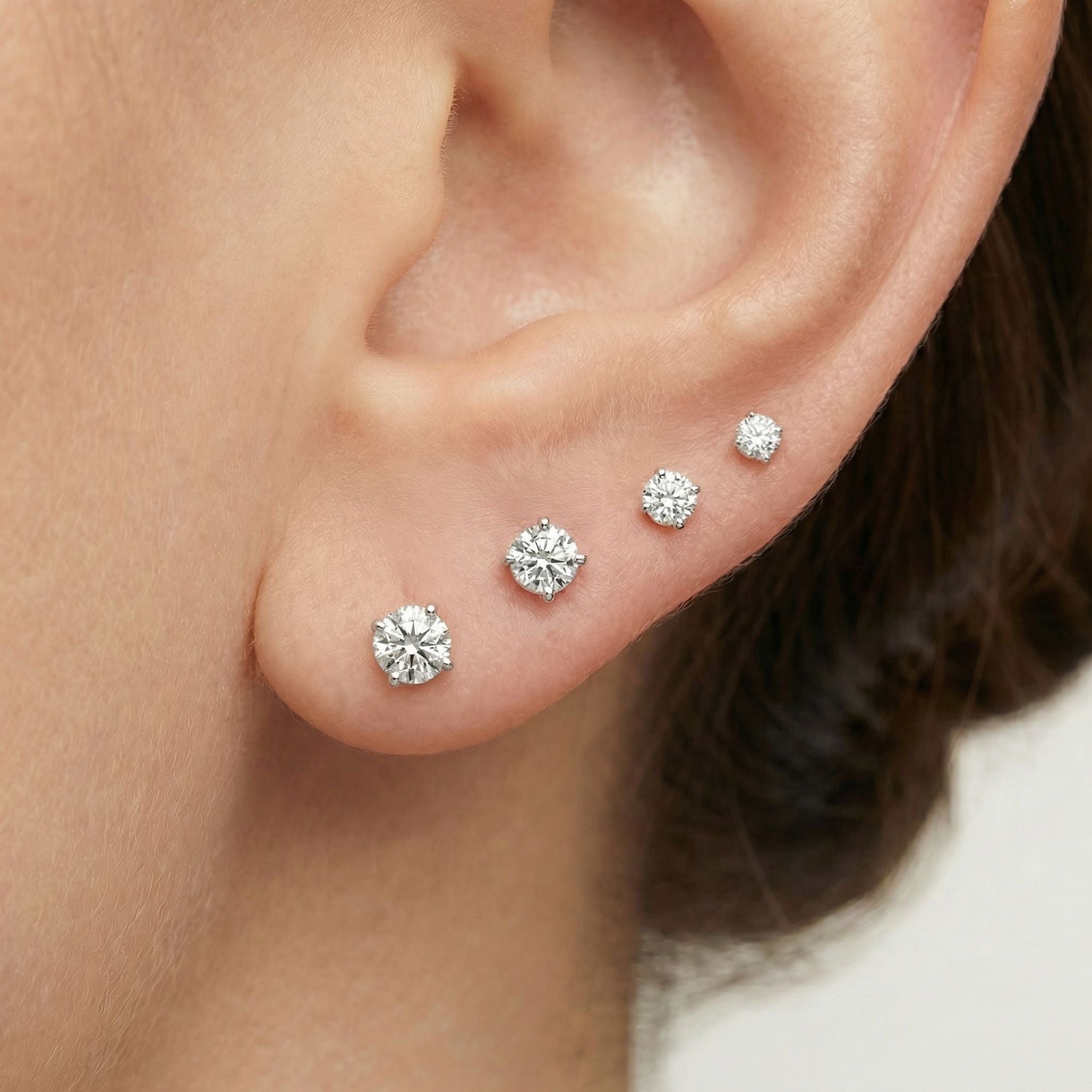 White Gold Diamond Threaded Flat Back Earring