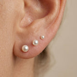White Gold Pearl Threaded Flat Back Earring