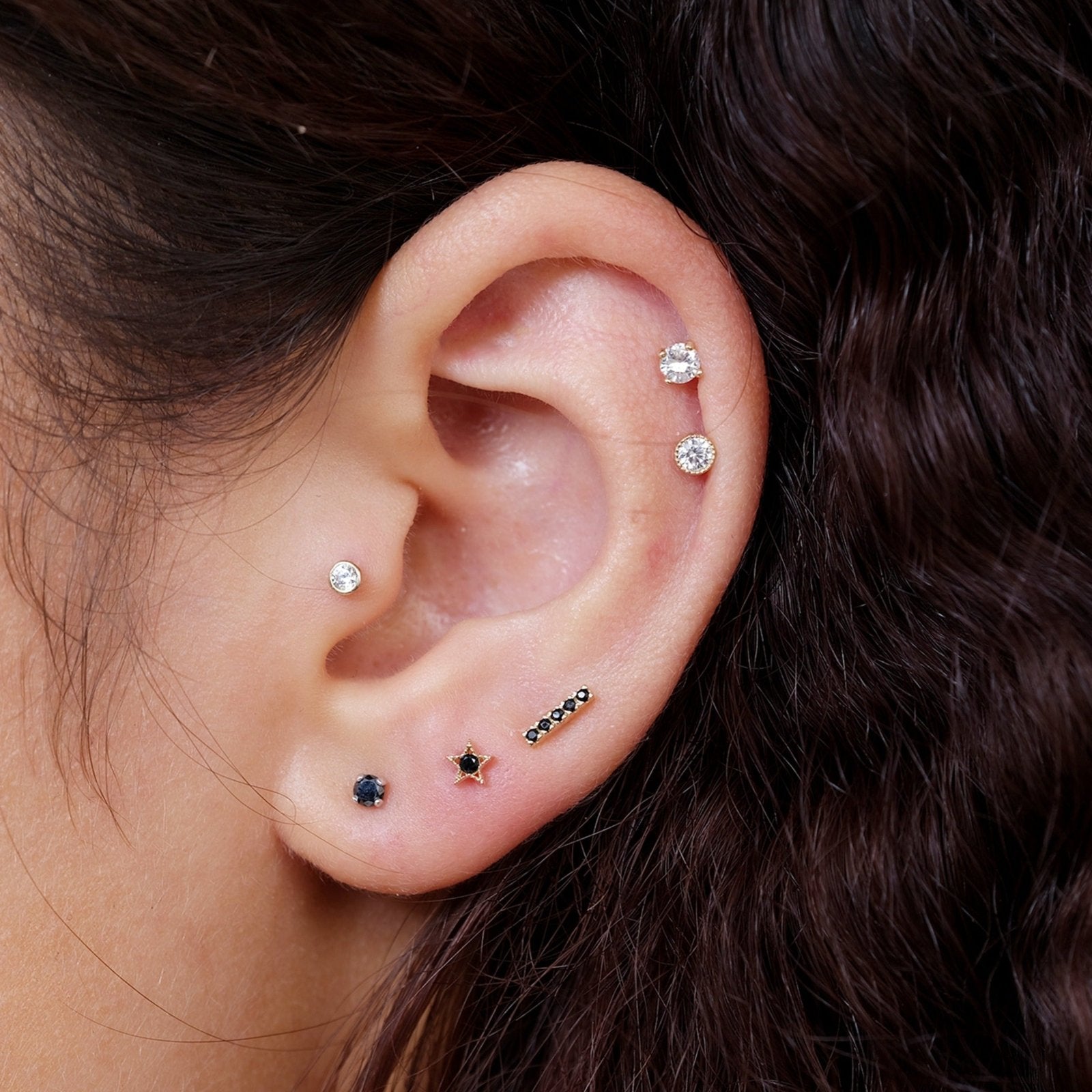 Black cartilage store stud